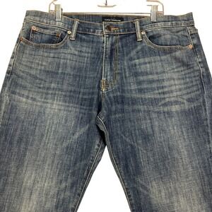 Lucky Brand 221 Straight Leg Jeans Men's Size 38x30 Distressed Medium Wash Denim